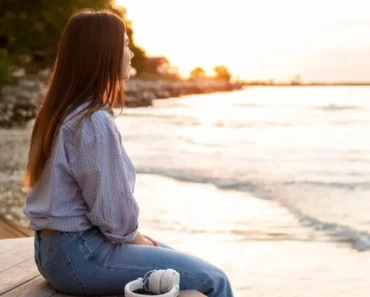 menina com saúde mental pois não usa redes sociais